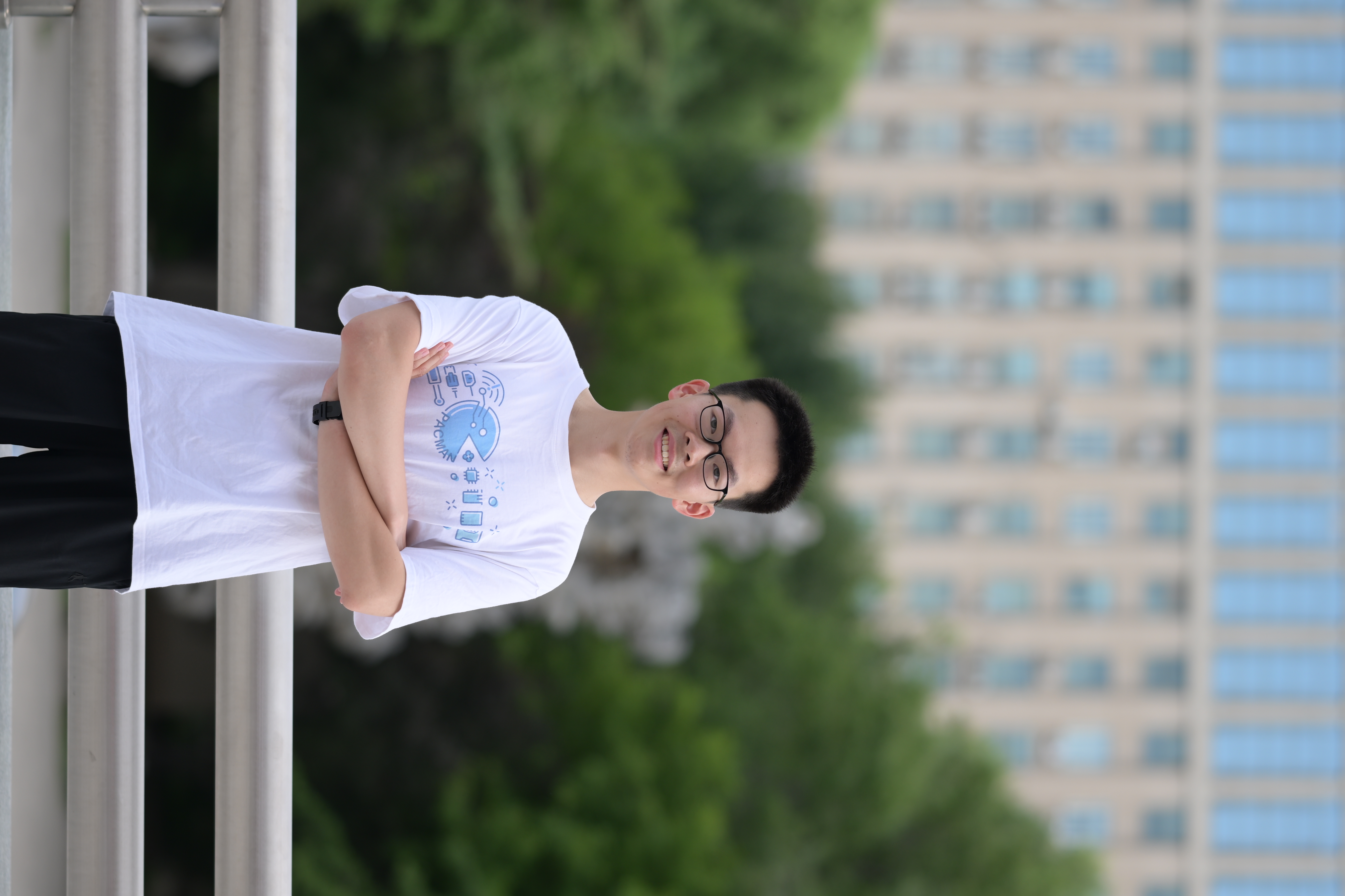 Kairong Luo